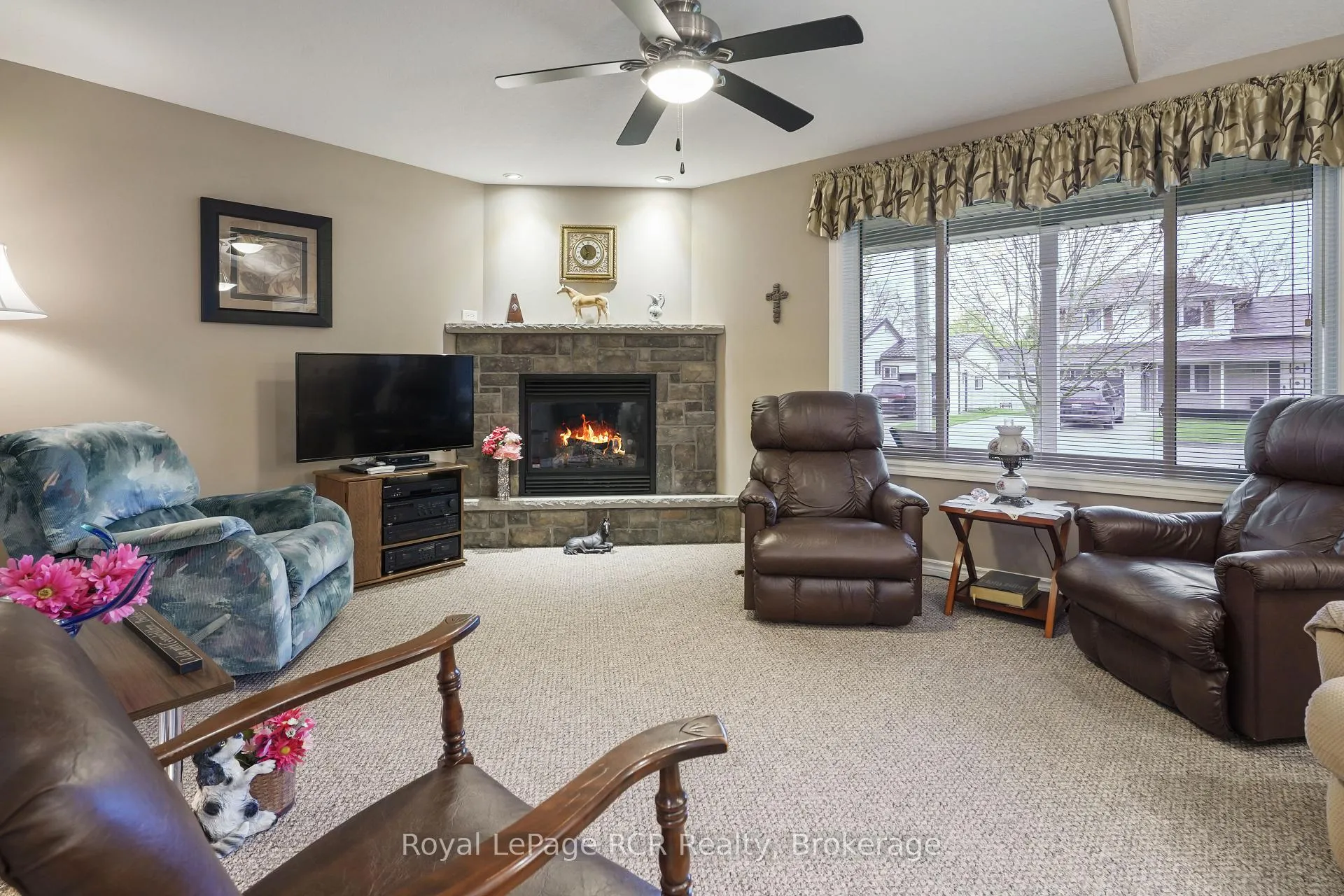 Photo 7 of 570 Reserve Avenue S, North Perth, Listowel — HOMEH