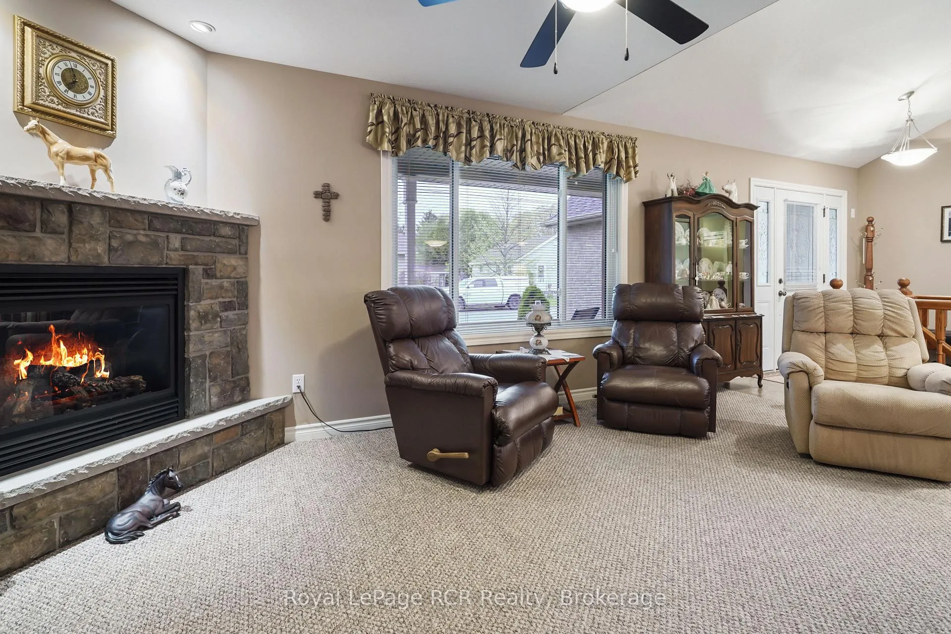 Photo 9 of 570 Reserve Avenue S, North Perth, Listowel — HOMEH