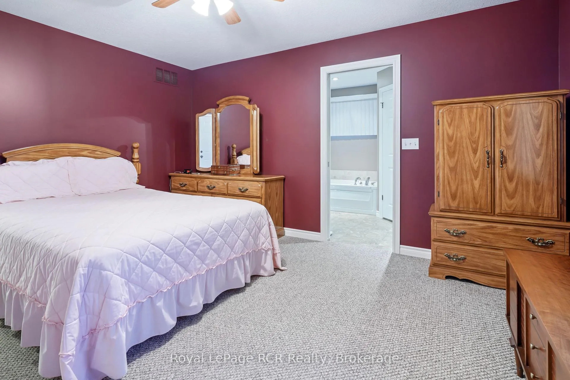 Photo 28 of 570 Reserve Avenue S, North Perth, Listowel — HOMEH