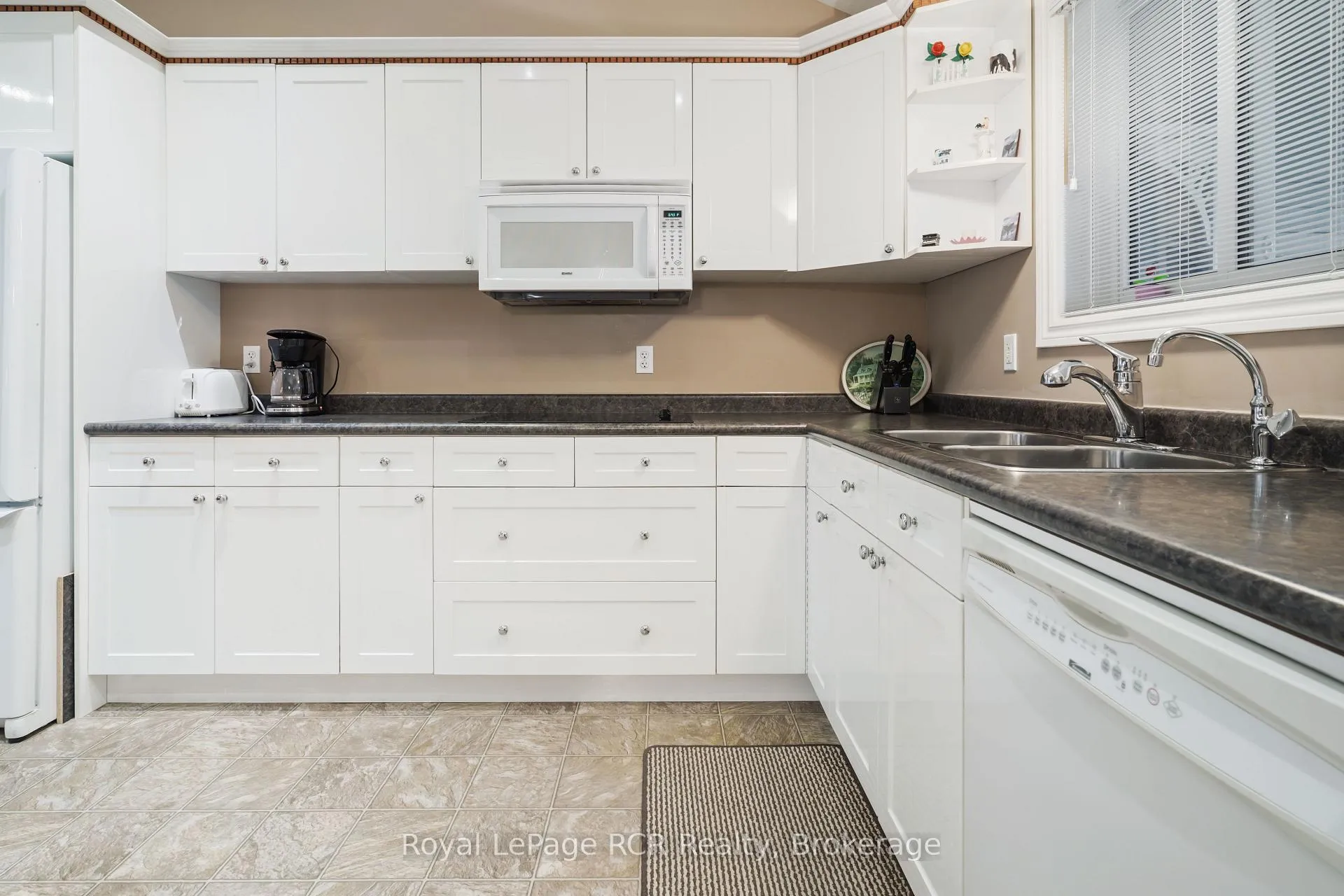 Photo 15 of 570 Reserve Avenue S, North Perth, Listowel — HOMEH
