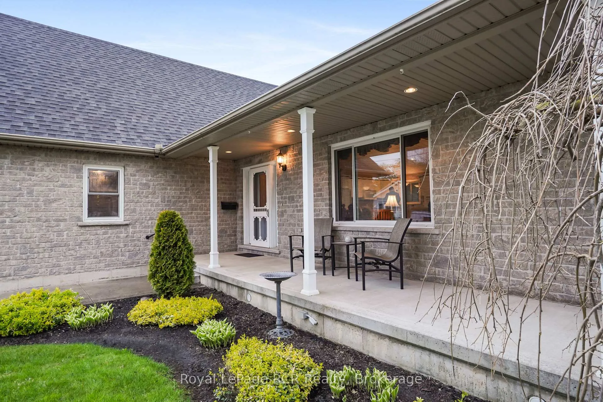 Photo 3 of 570 Reserve Avenue S, North Perth, Listowel — HOMEH
