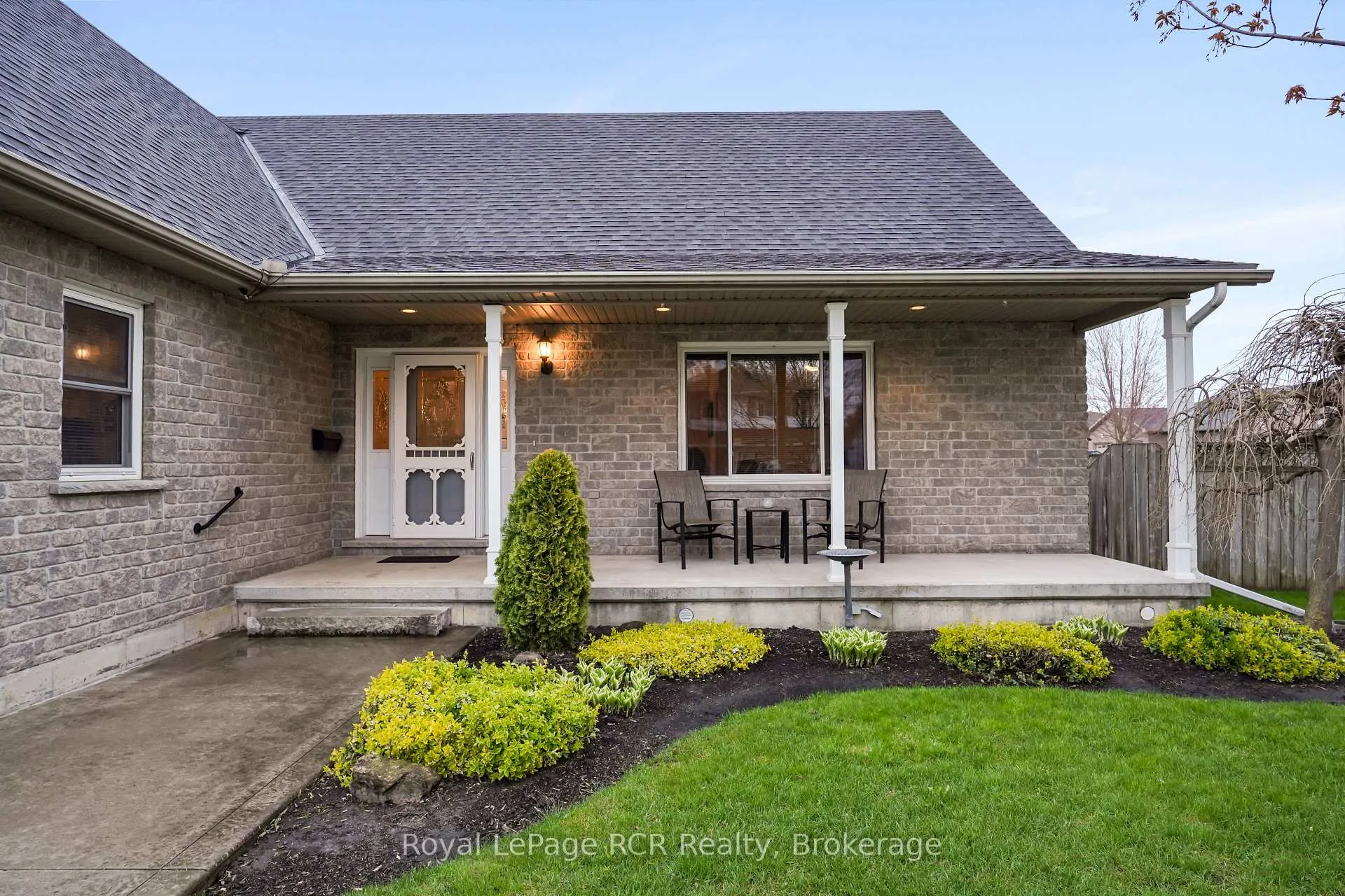 Photo 4 of 570 Reserve Avenue S, North Perth, Listowel — HOMEH