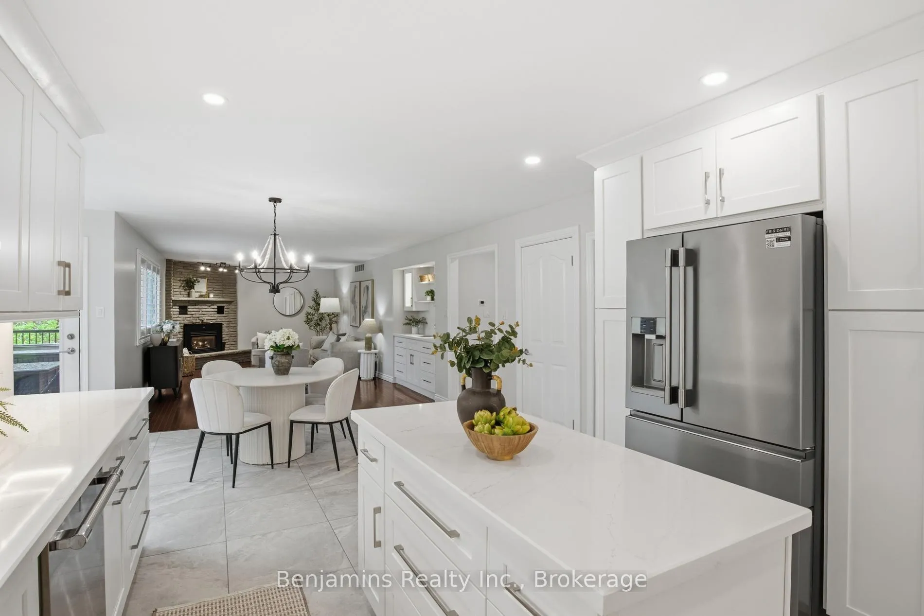 Photo 15 of 20 Huntingdale Place, Kitchener, Idlewood — HOMEH