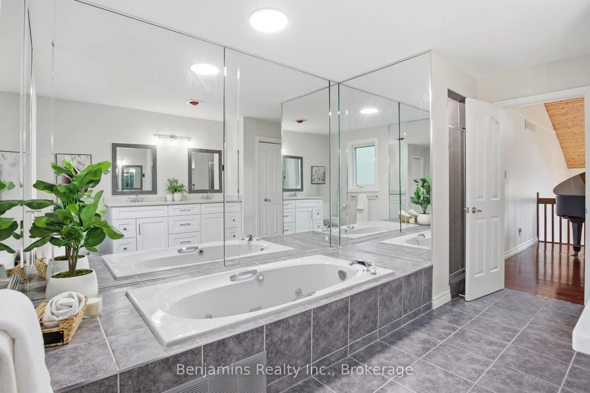 Photo 33 of 20 Huntingdale Place, Kitchener, Idlewood — HOMEH