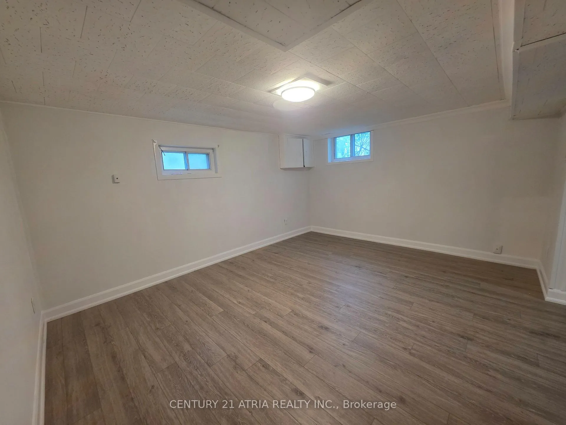 Photo 5 of Unit Lower, 21 Meadowview Avenue, Markham, Grandview — HOMEH