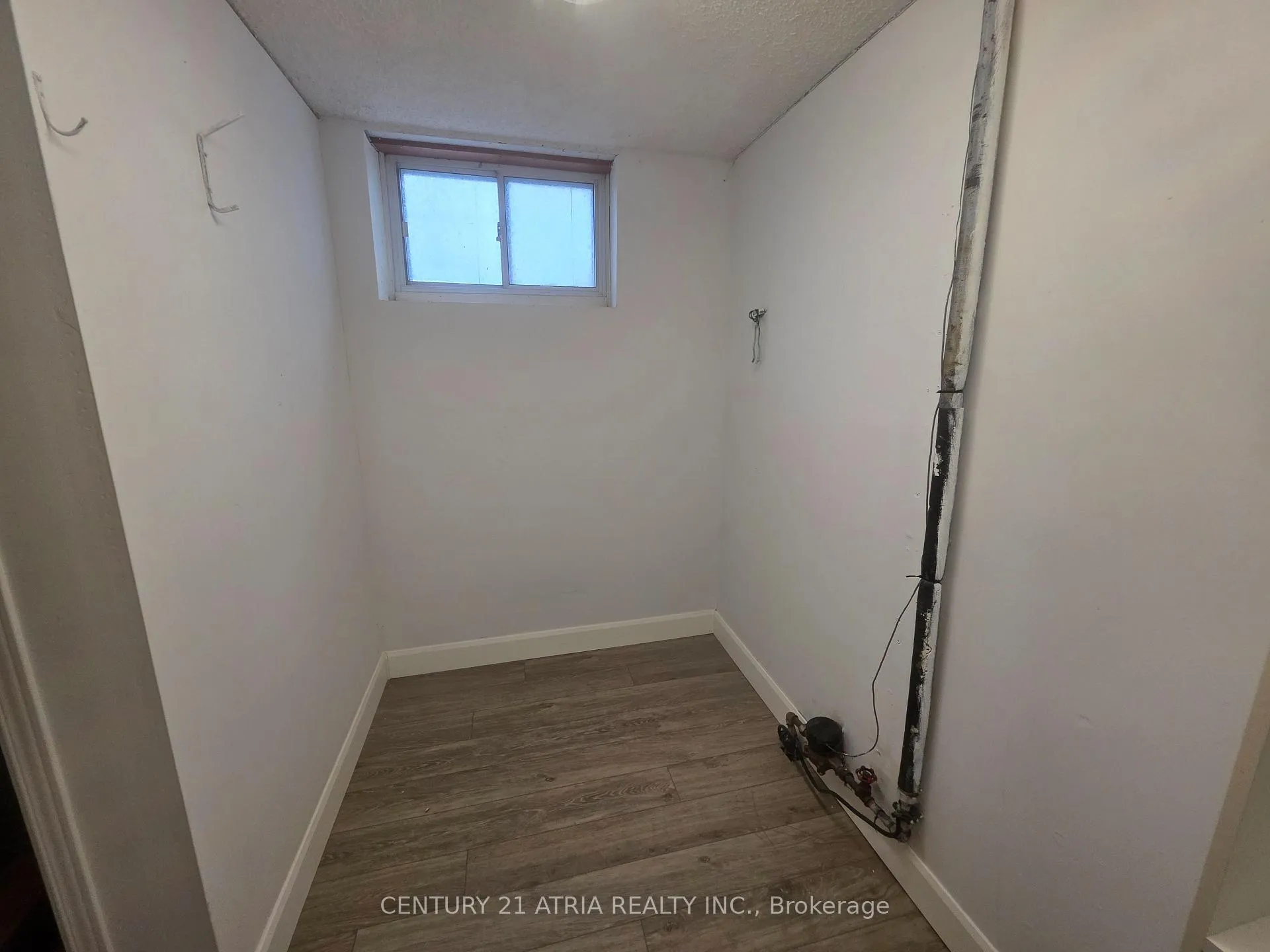 Photo 11 of Unit Lower, 21 Meadowview Avenue, Markham, Grandview — HOMEH