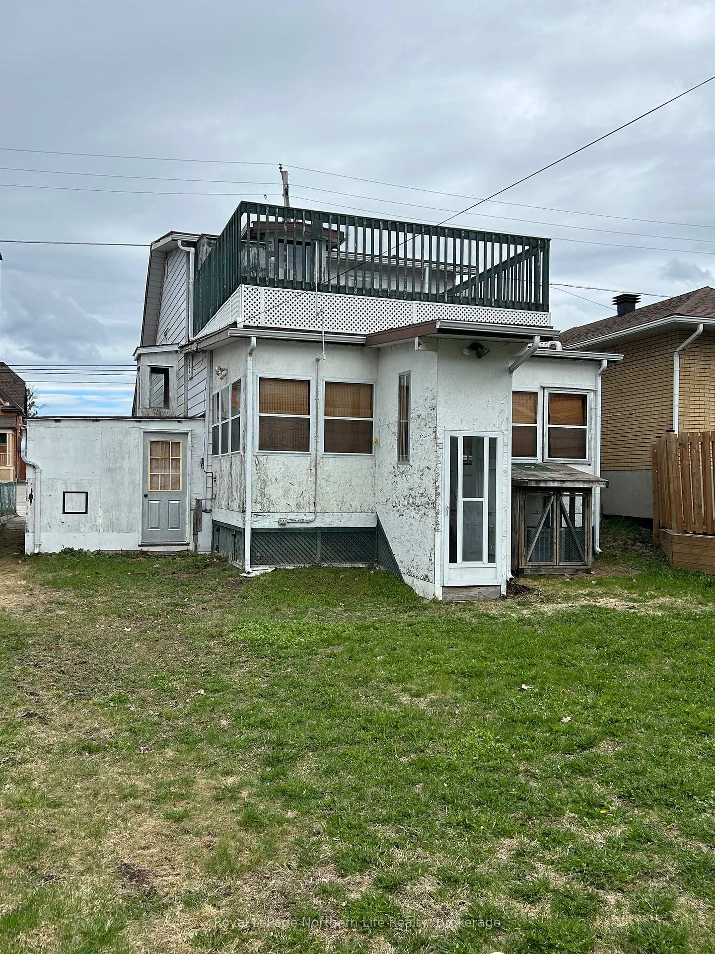 Photo 3 of 772 Algonquin Avenue, North Bay, Central — HOMEH