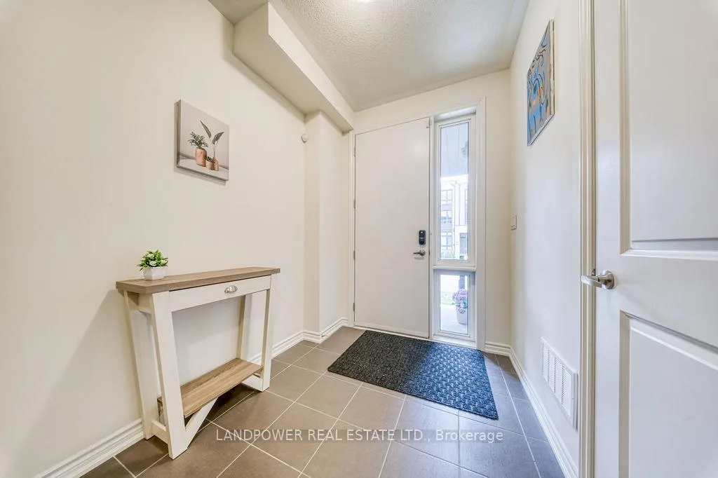 Photo 2 of 43 Lord Melborne Street, Markham, Victoria Square — HOMEH