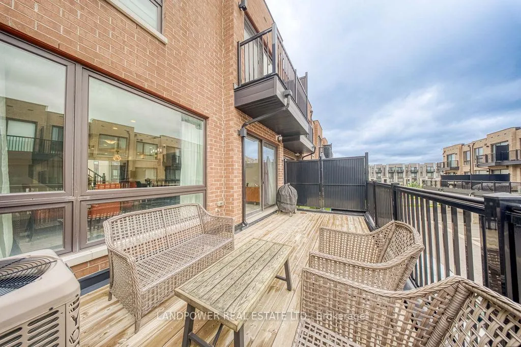 Photo 15 of 43 Lord Melborne Street, Markham, Victoria Square — HOMEH