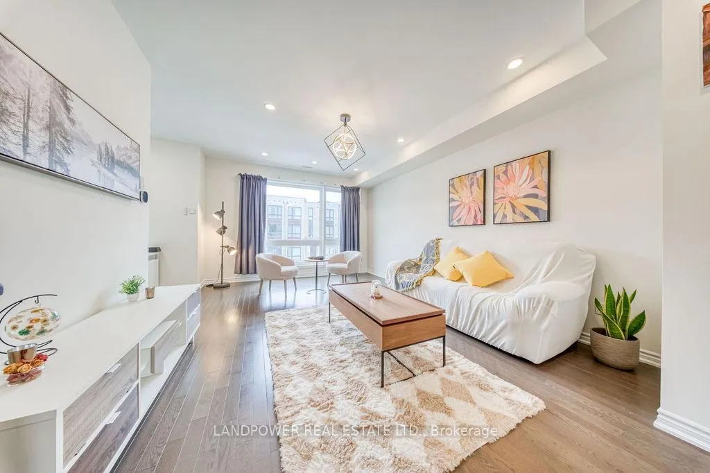 Photo 17 of 43 Lord Melborne Street, Markham, Victoria Square — HOMEH