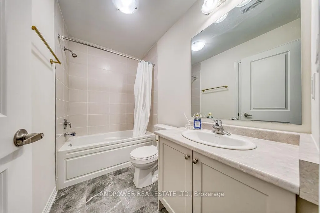Photo 39 of 43 Lord Melborne Street, Markham, Victoria Square — HOMEH