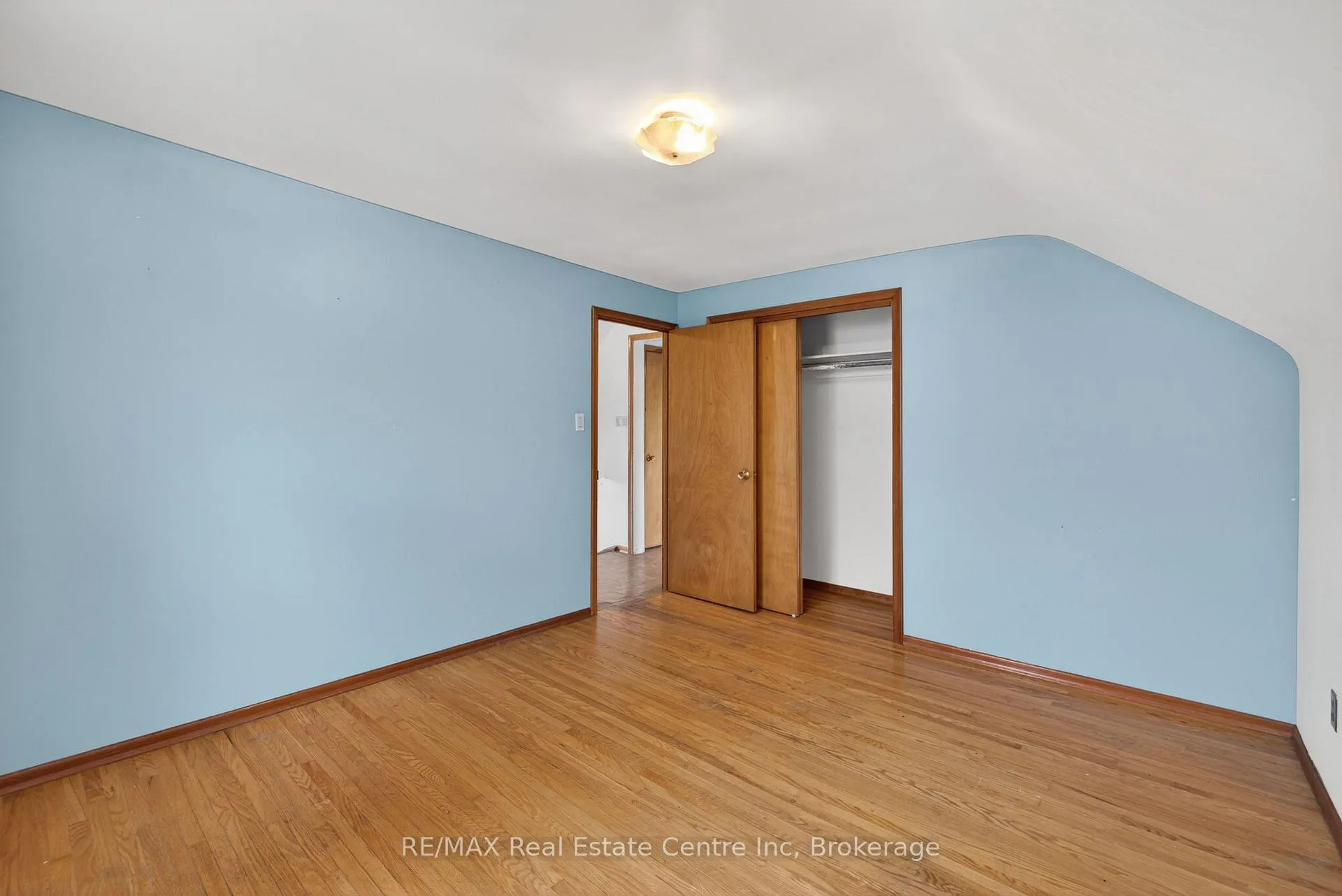 Photo 23 of 123 Elizabeth Street, Guelph, St. Patrick's Ward — HOMEH