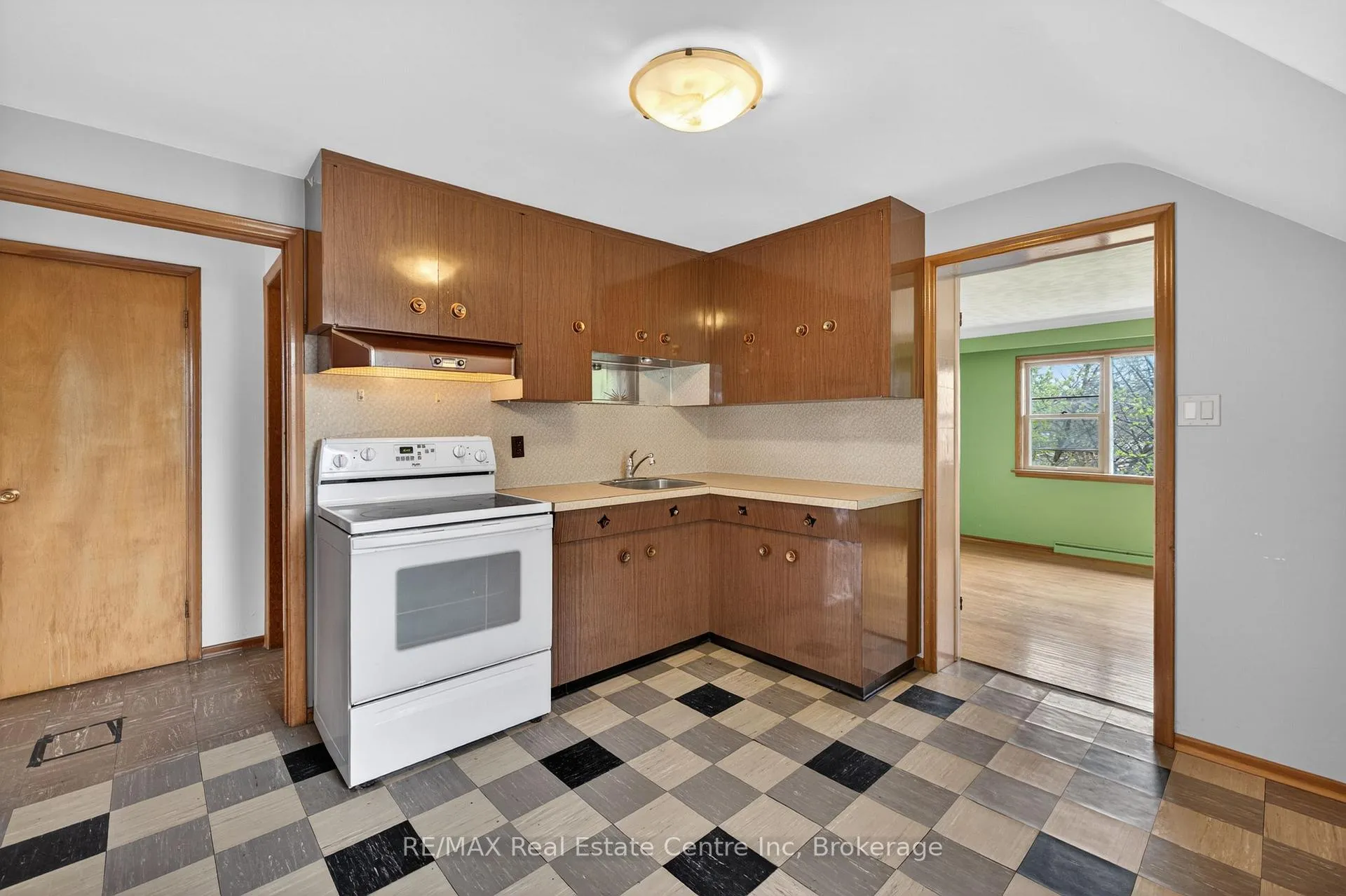 Photo 26 of 123 Elizabeth Street, Guelph, St. Patrick's Ward — HOMEH