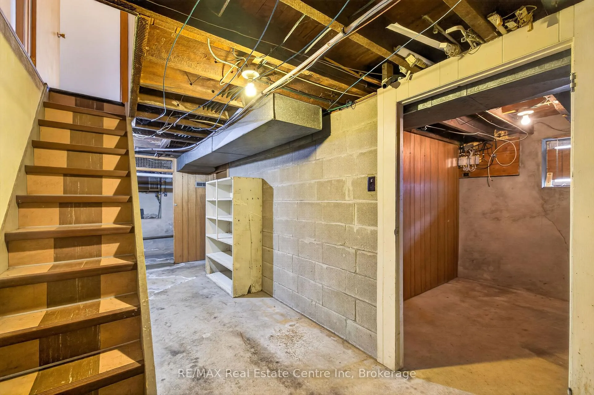 Photo 30 of 123 Elizabeth Street, Guelph, St. Patrick's Ward — HOMEH