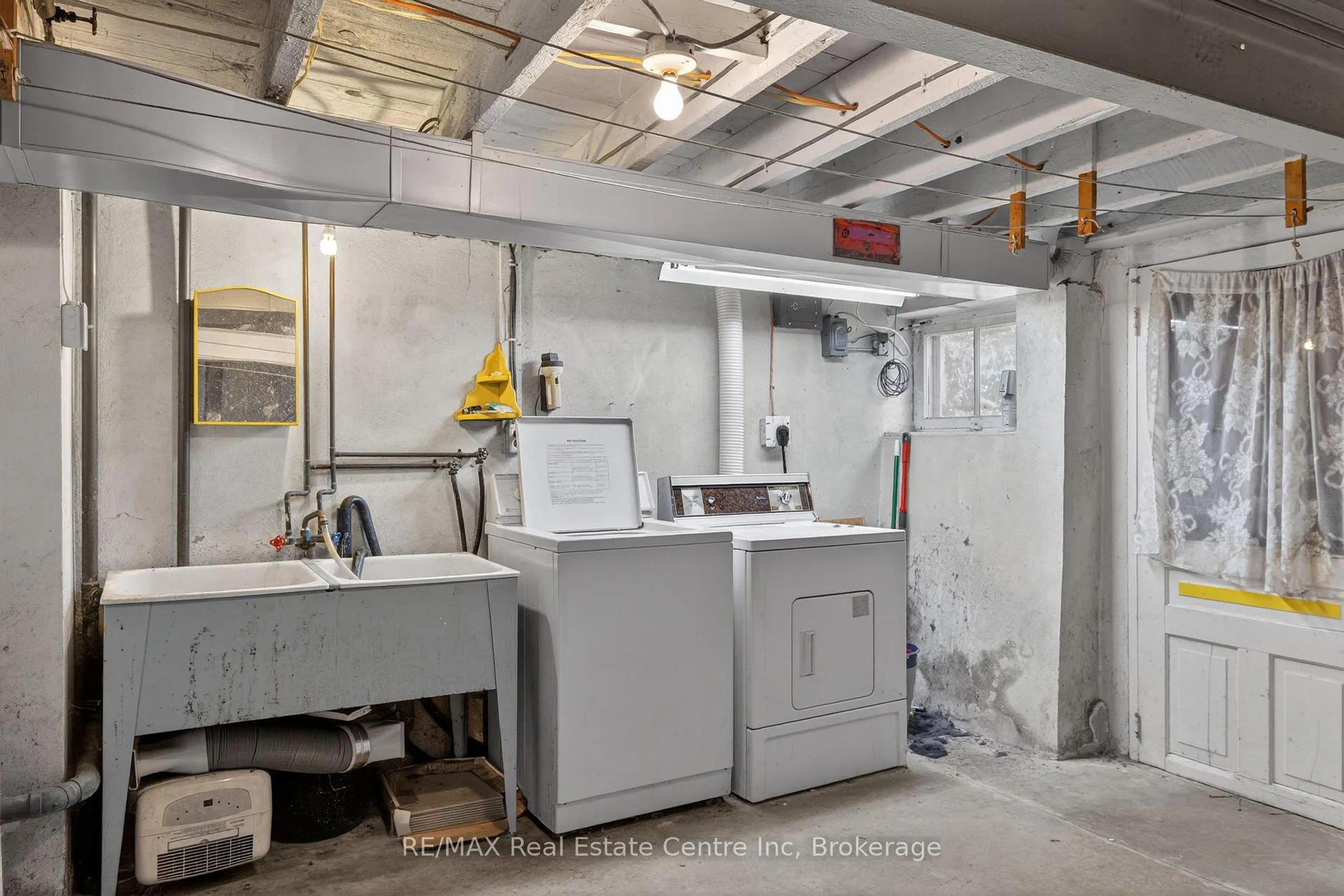 Photo 35 of 123 Elizabeth Street, Guelph, St. Patrick's Ward — HOMEH