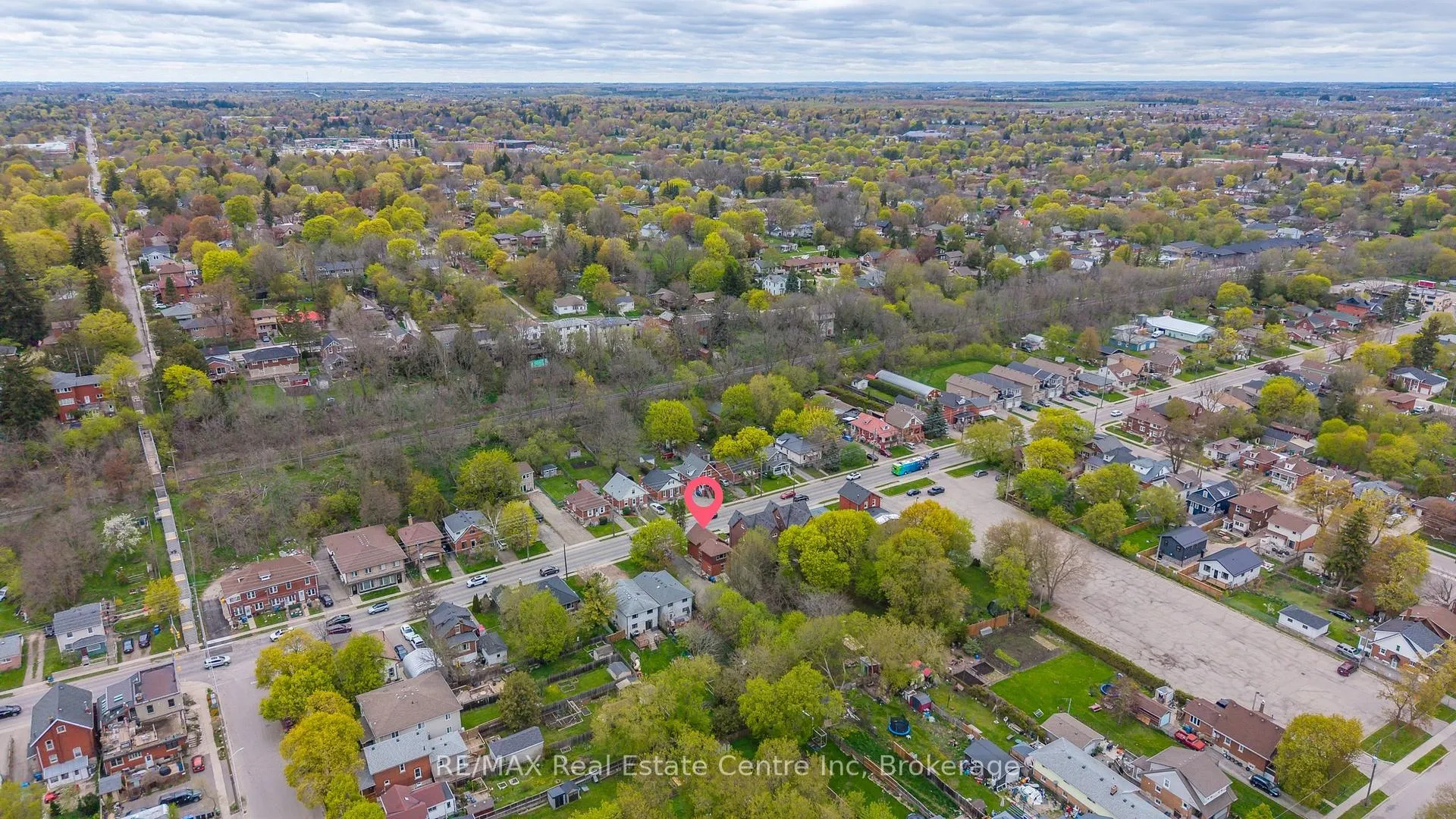 Photo 45 of 123 Elizabeth Street, Guelph, St. Patrick's Ward — HOMEH