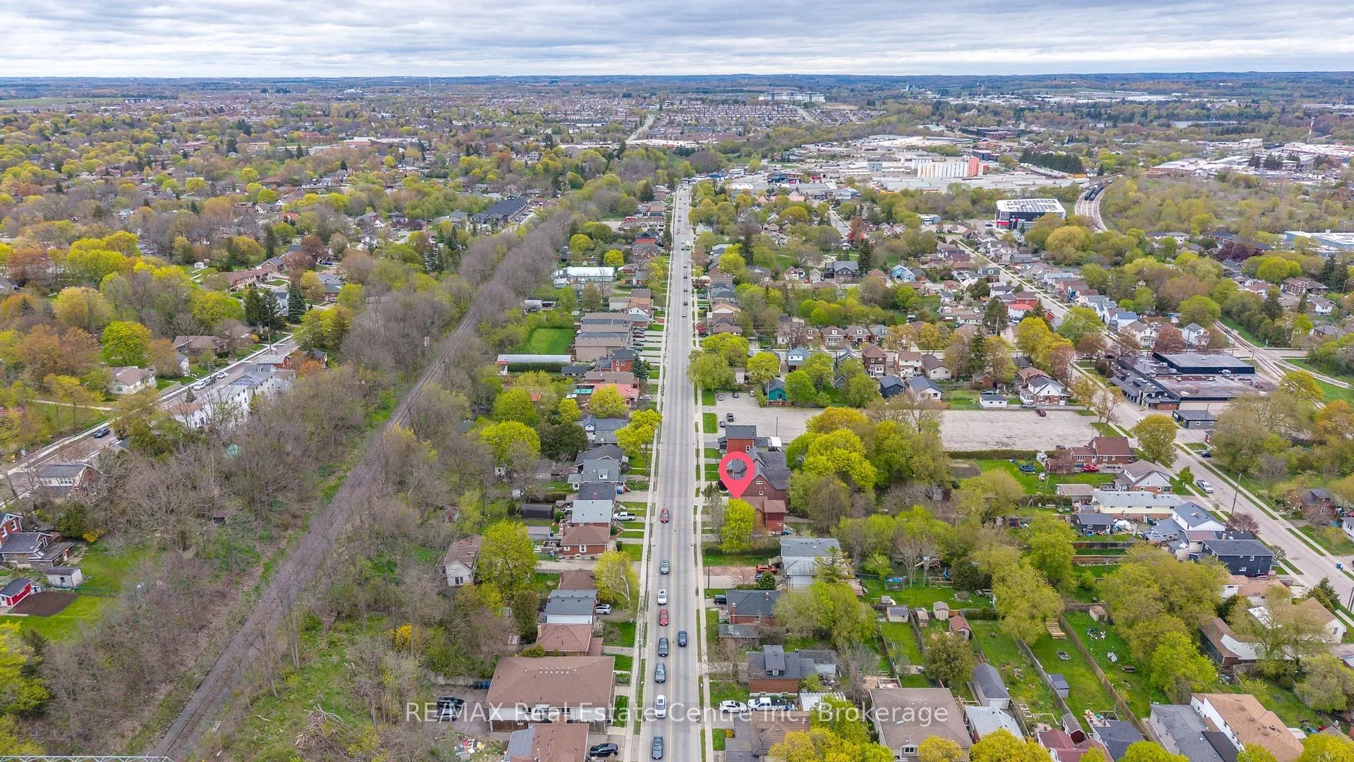 Photo 46 of 123 Elizabeth Street, Guelph, St. Patrick's Ward — HOMEH