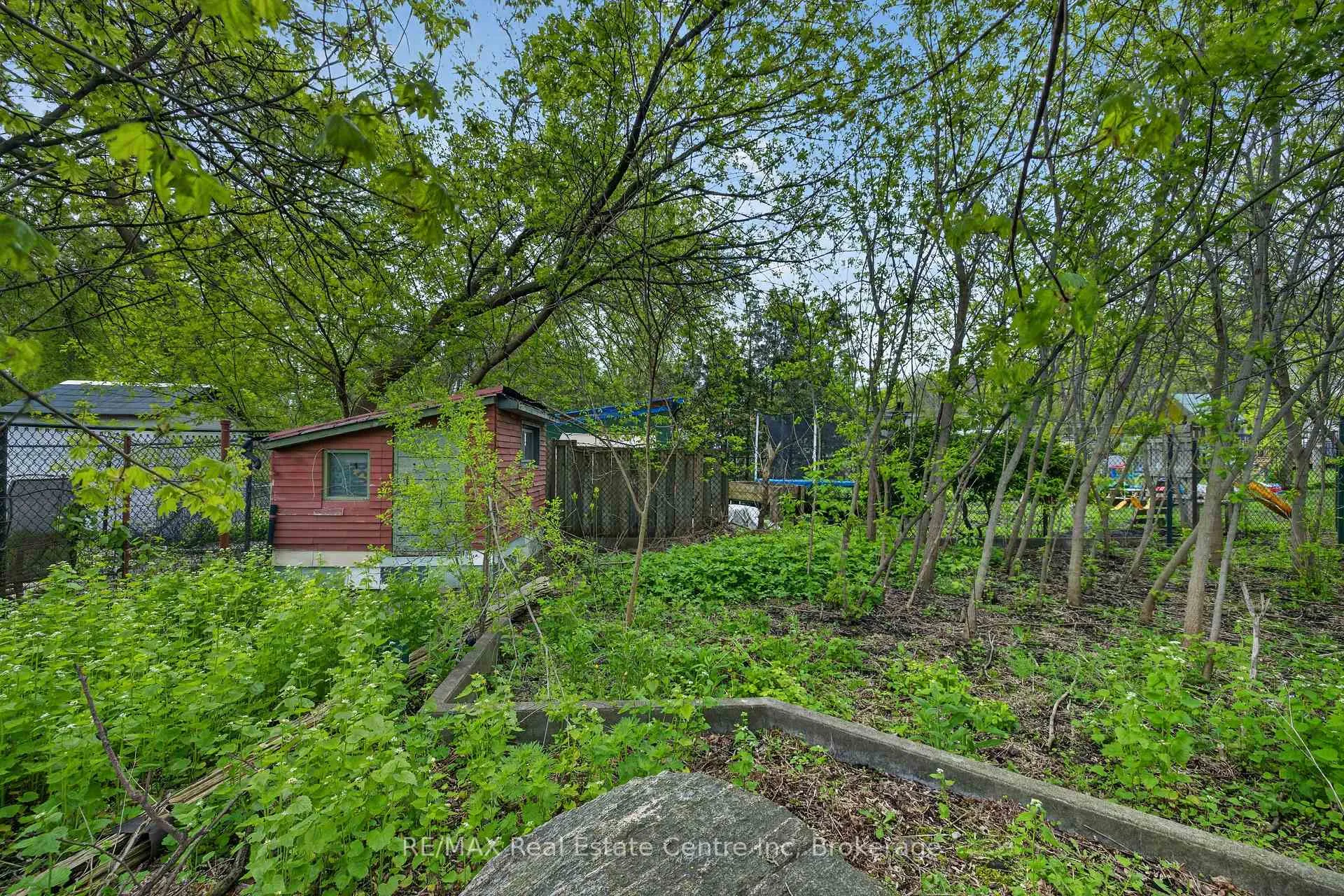 Photo 14 of 121 Elizabeth Street, Guelph, St. Patrick's Ward — HOMEH