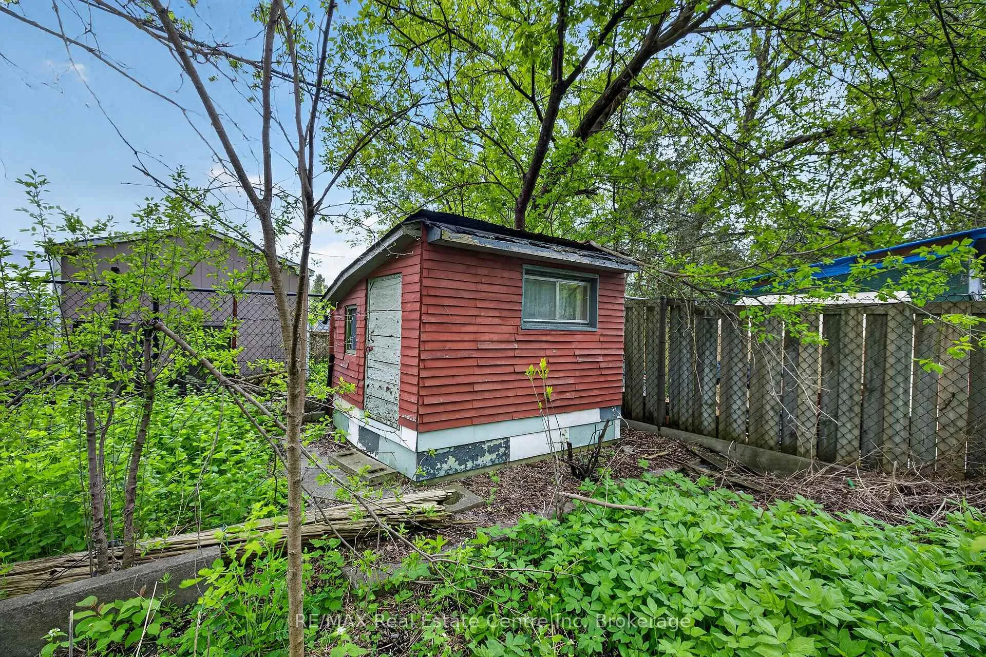 Photo 15 of 121 Elizabeth Street, Guelph, St. Patrick's Ward — HOMEH