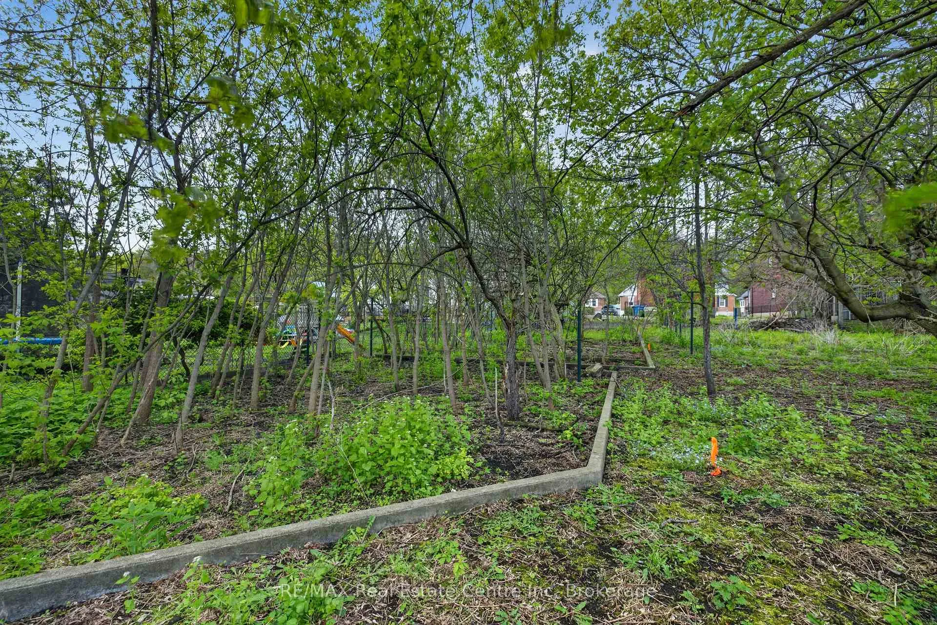 Photo 19 of 121 Elizabeth Street, Guelph, St. Patrick's Ward — HOMEH
