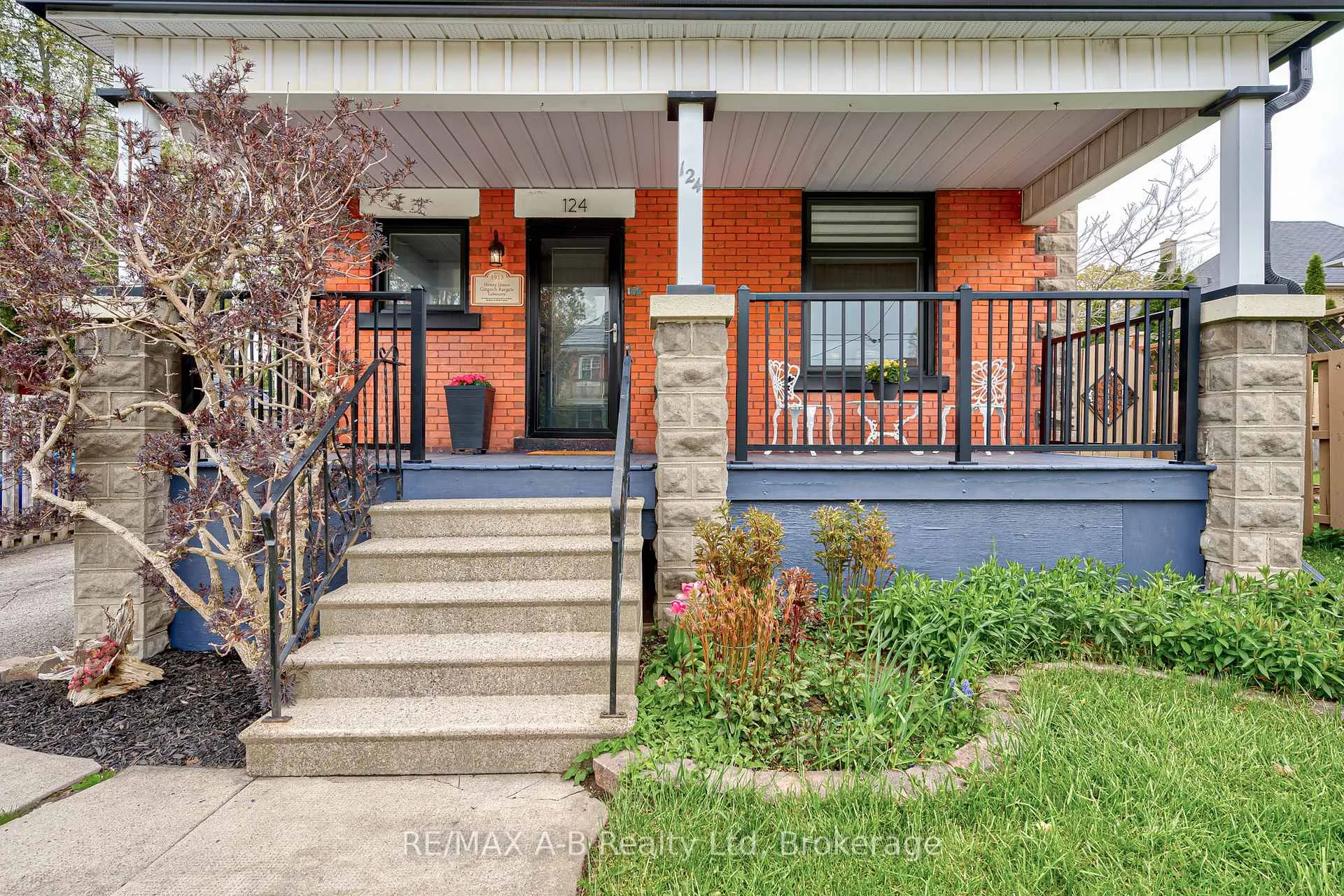 Photo 4 of 124 Cambria Street, Stratford — HOMEH