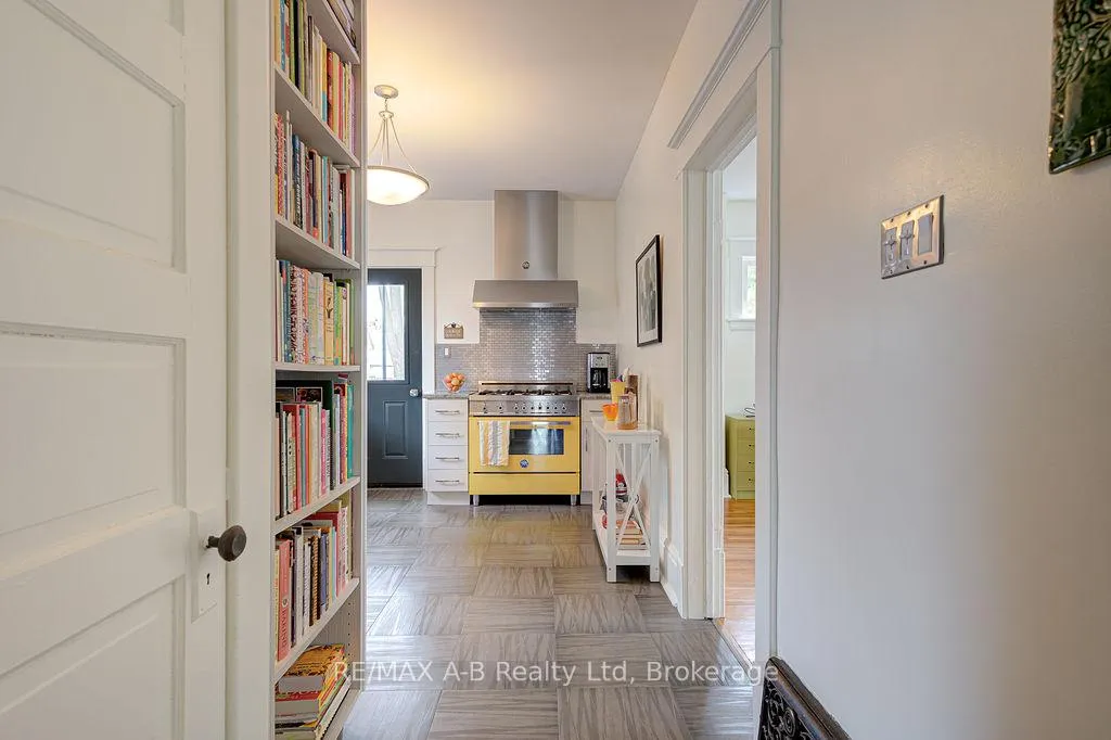 Photo 17 of 124 Cambria Street, Stratford — HOMEH
