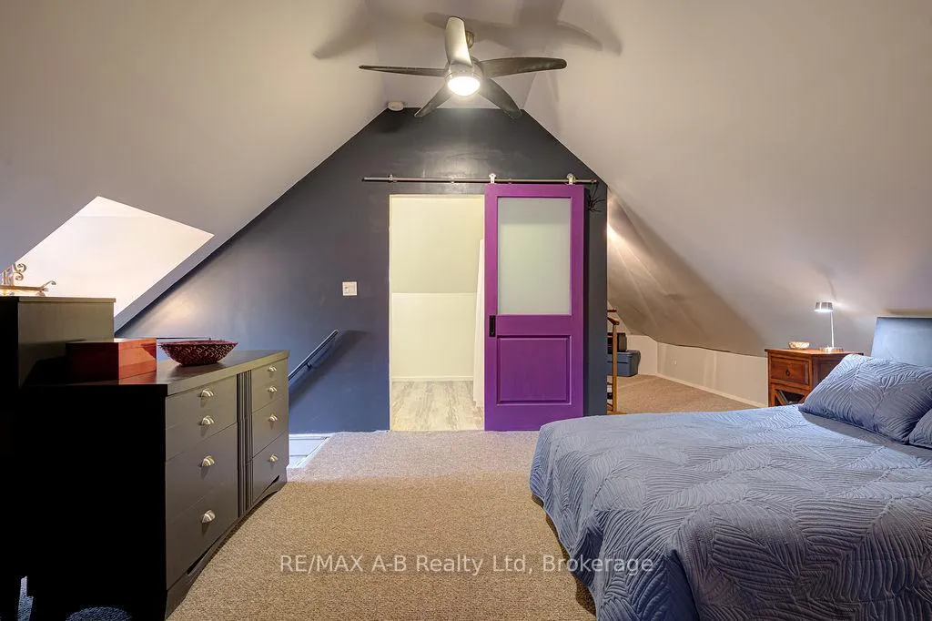 Photo 34 of 124 Cambria Street, Stratford — HOMEH