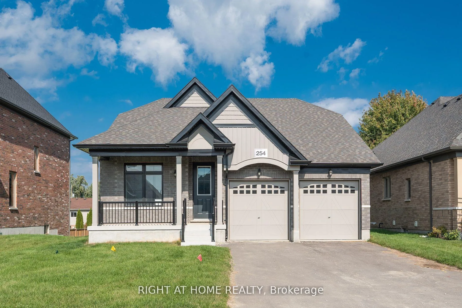 Photo 1 of 254 Wilcox Drive, Clearview, Stayner — HOMEH