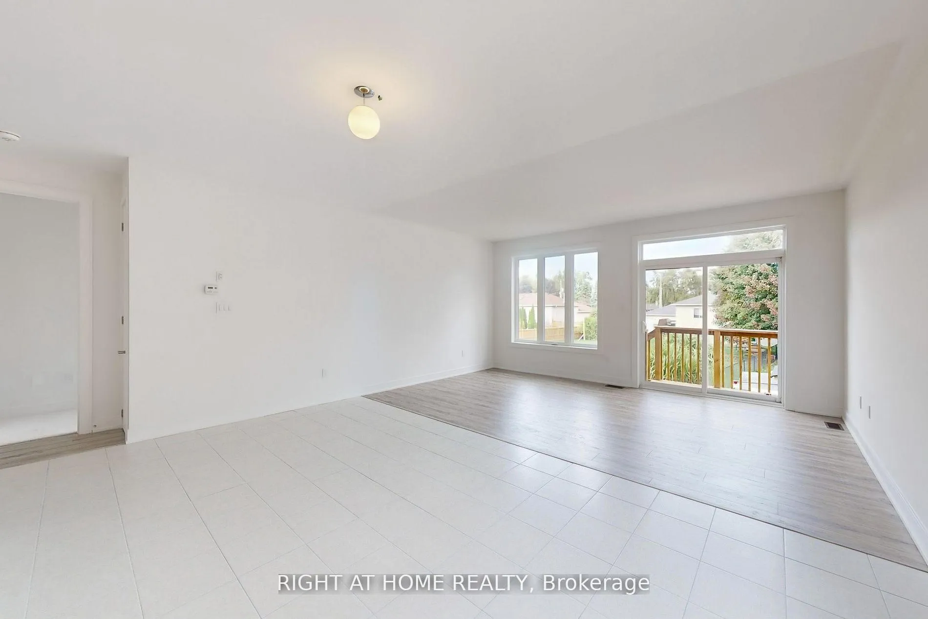 Photo 5 of 254 Wilcox Drive, Clearview, Stayner — HOMEH