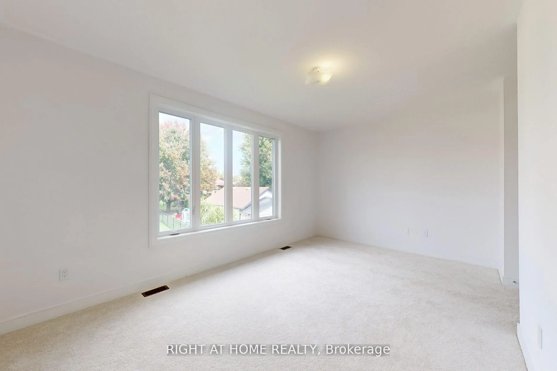 Photo 24 of 254 Wilcox Drive, Clearview, Stayner — HOMEH