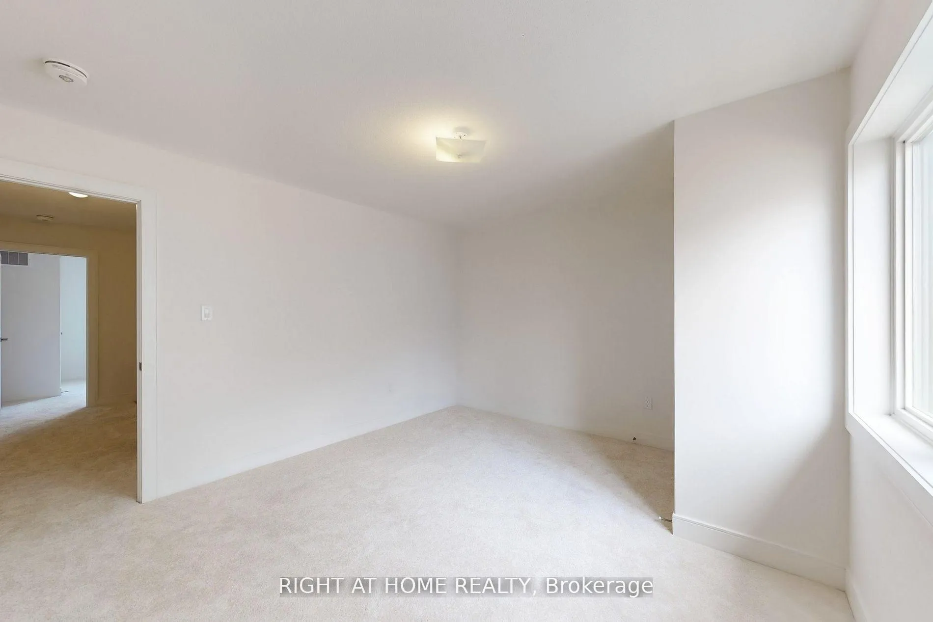 Photo 33 of 254 Wilcox Drive, Clearview, Stayner — HOMEH