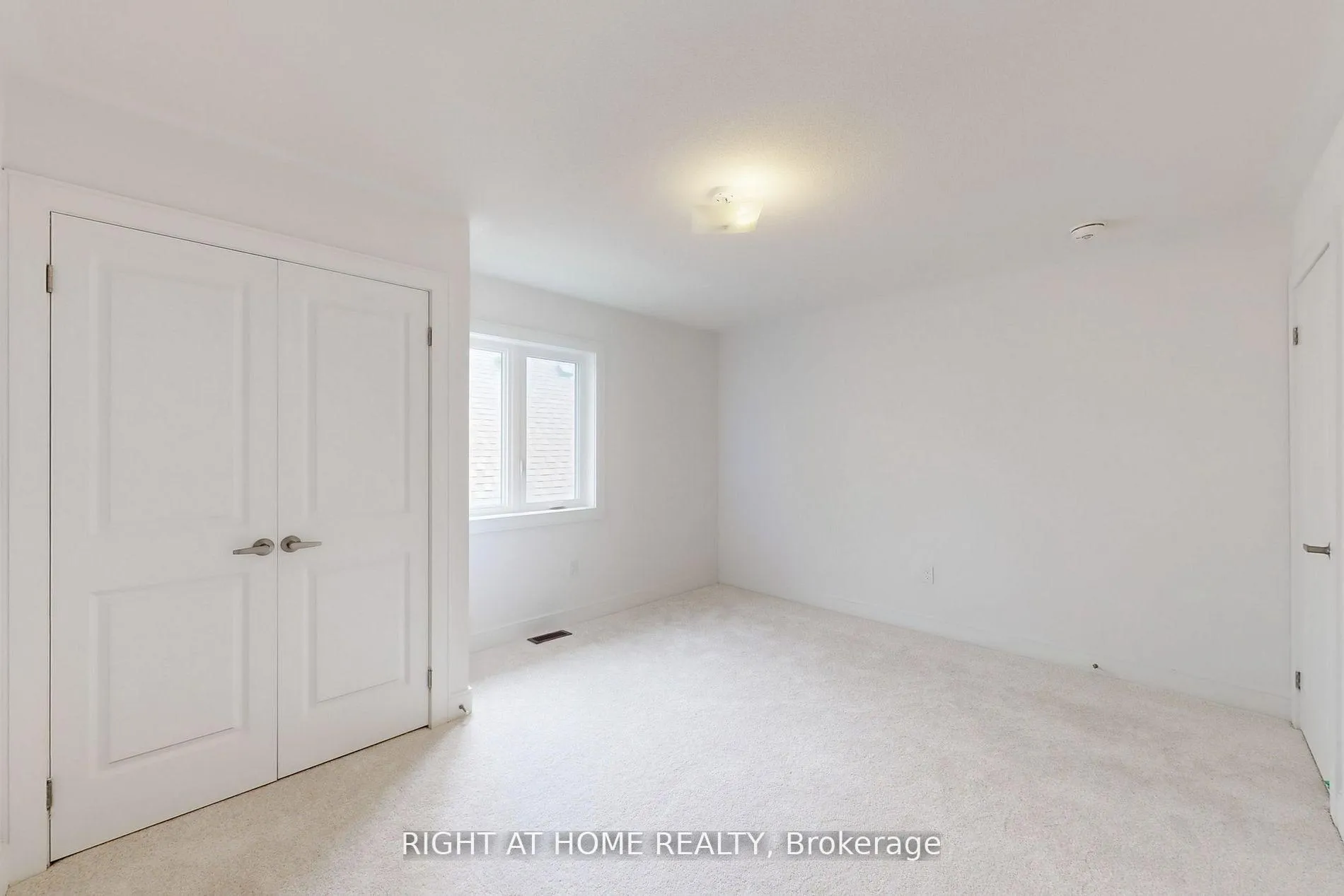 Photo 34 of 254 Wilcox Drive, Clearview, Stayner — HOMEH