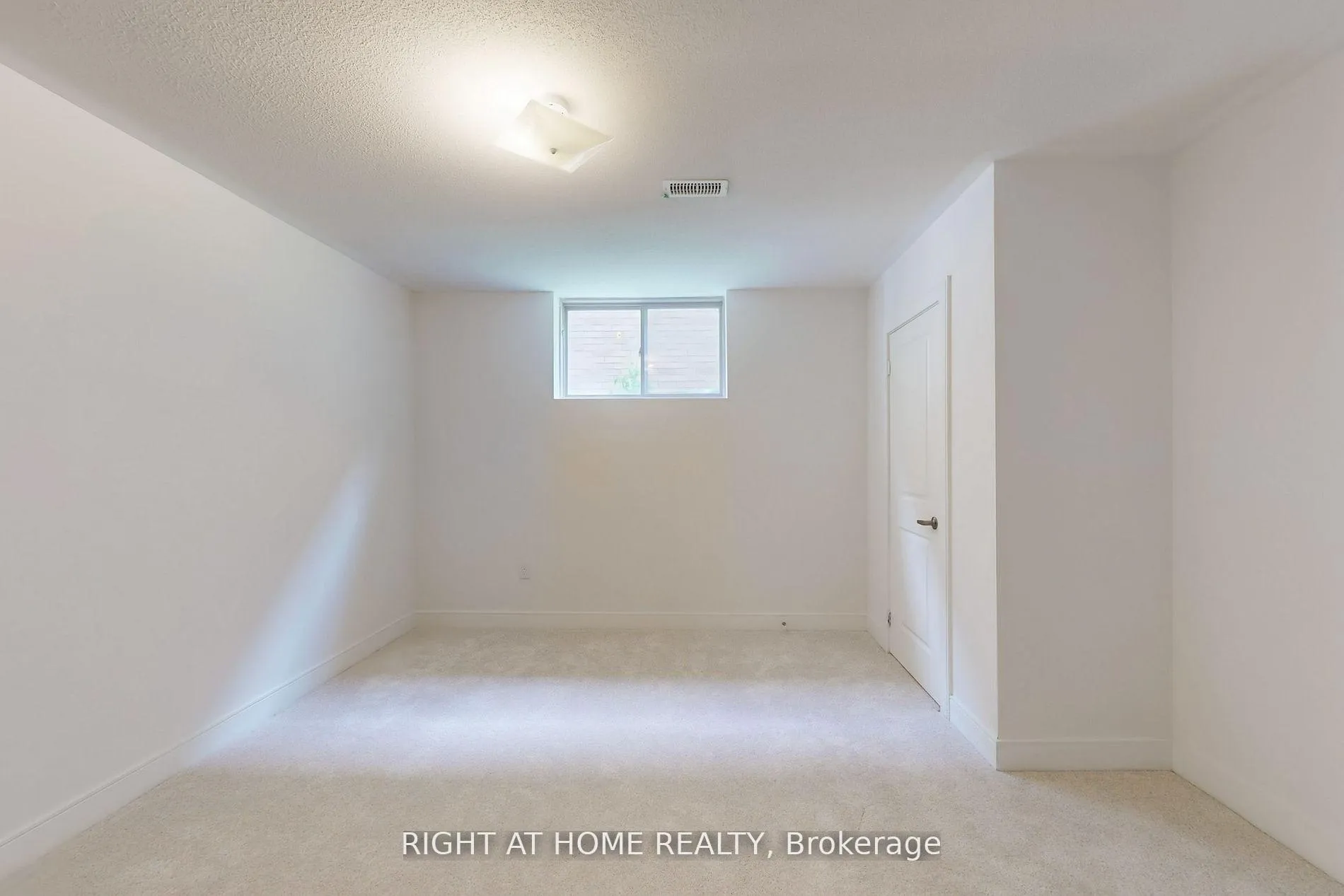 Photo 37 of 254 Wilcox Drive, Clearview, Stayner — HOMEH