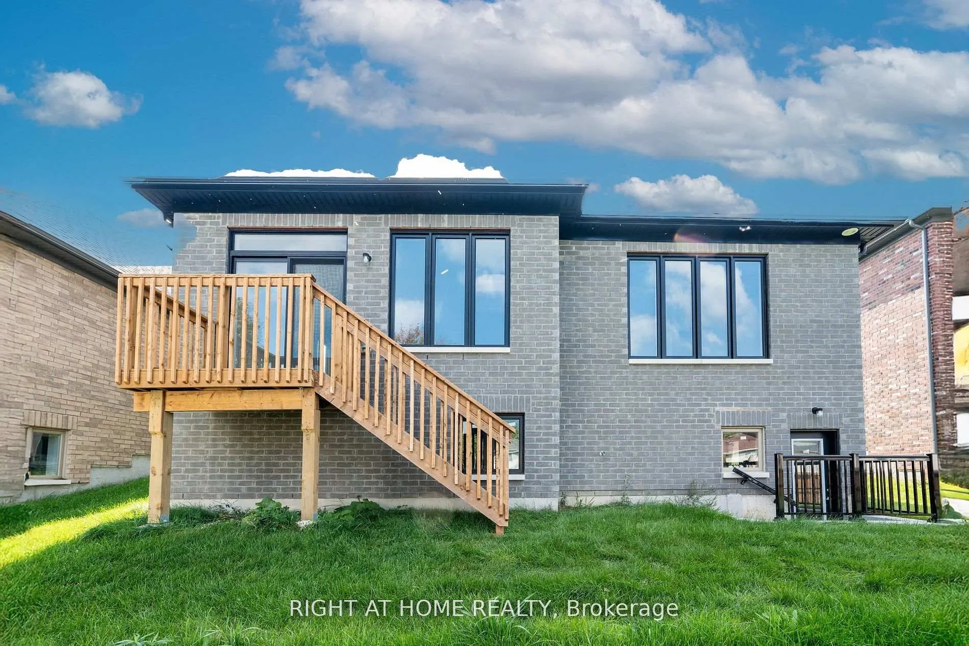 Photo 41 of 254 Wilcox Drive, Clearview, Stayner — HOMEH