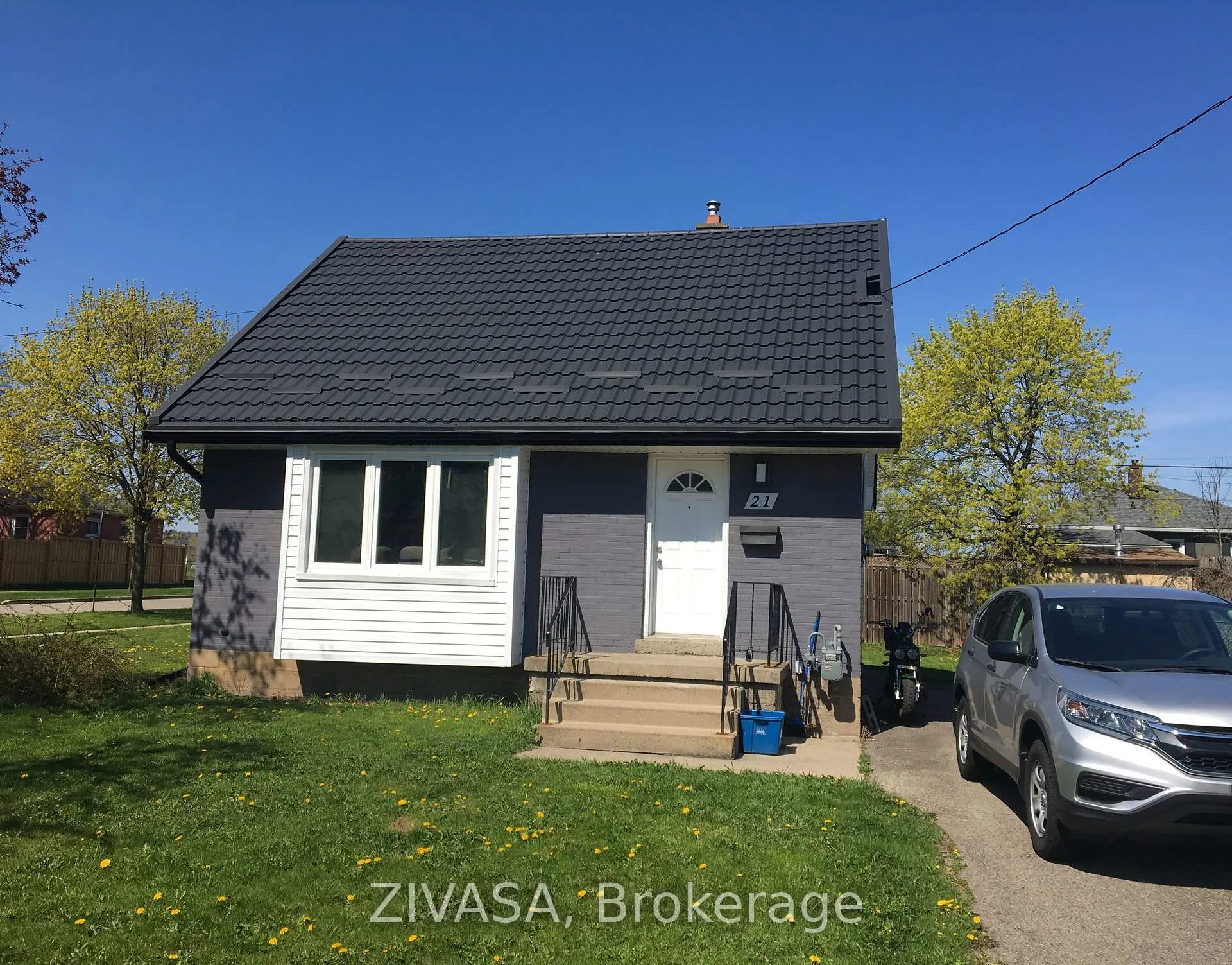 Photo 2 of 21 Eaton Place, Hamilton, McQuesten — HOMEH
