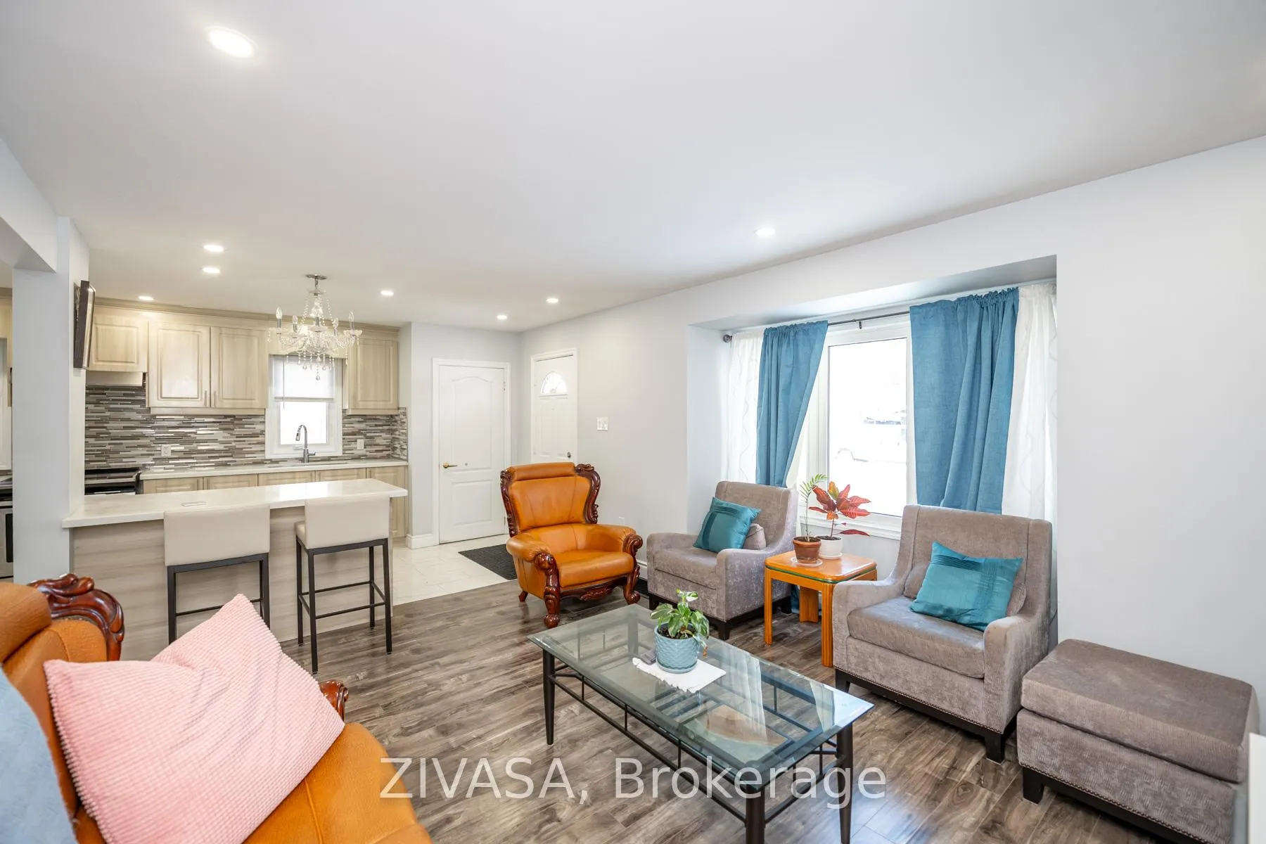 Photo 6 of 21 Eaton Place, Hamilton, McQuesten — HOMEH