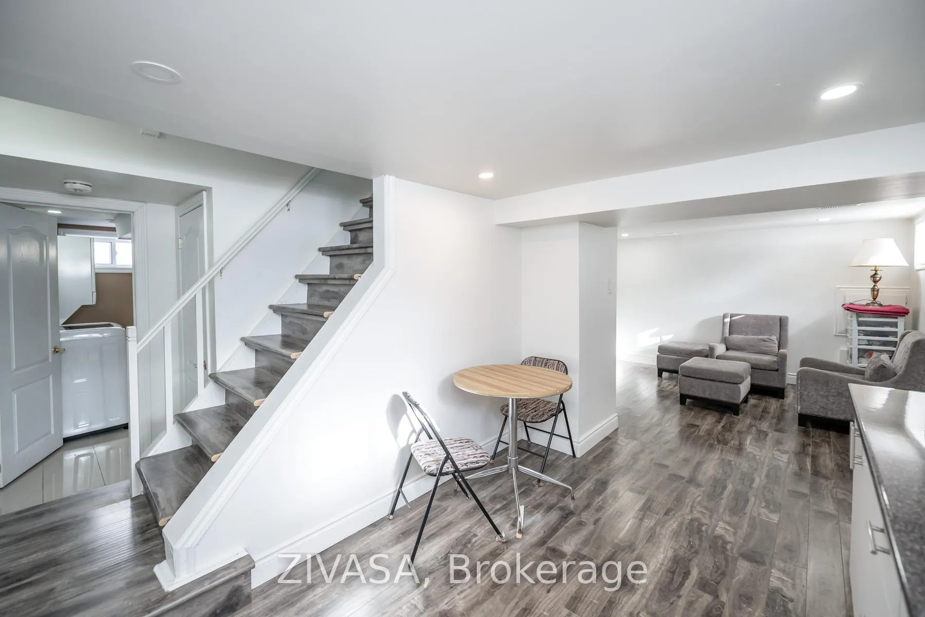 Photo 14 of 21 Eaton Place, Hamilton, McQuesten — HOMEH