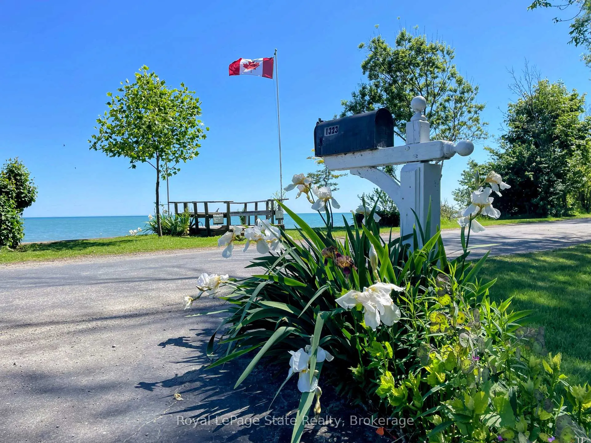 Photo 2 of 1323 Lakeshore Road, Haldimand — HOMEH