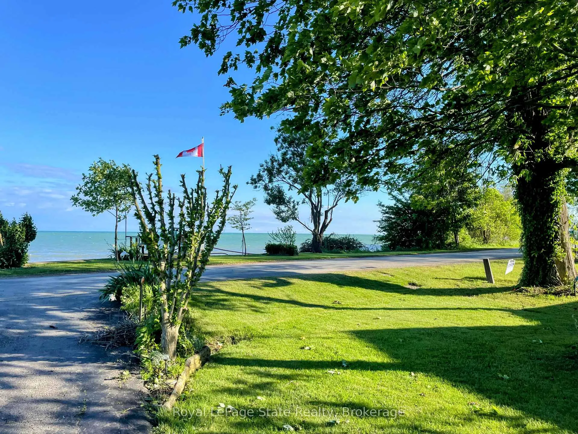 Photo 3 of 1323 Lakeshore Road, Haldimand — HOMEH