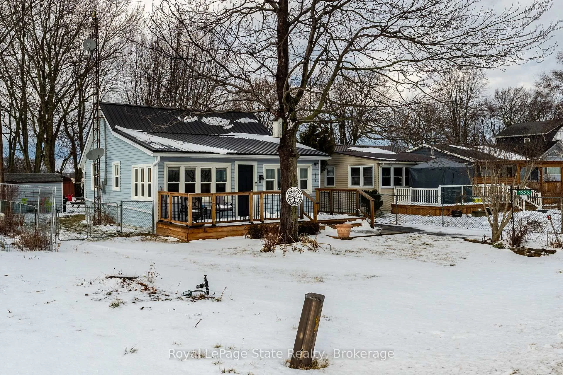 Photo 13 of 1323 Lakeshore Road, Haldimand — HOMEH