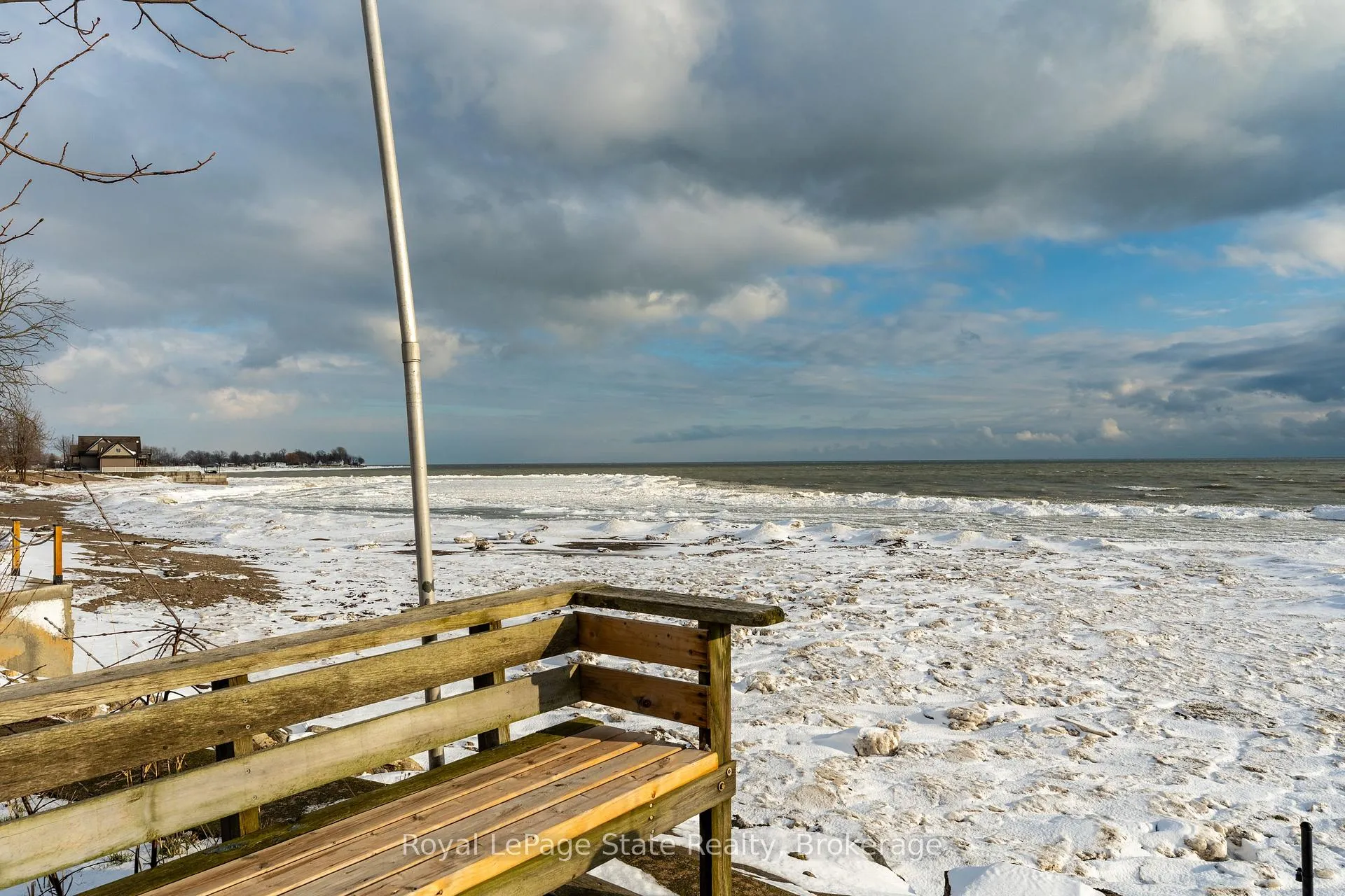 Photo 18 of 1323 Lakeshore Road, Haldimand — HOMEH