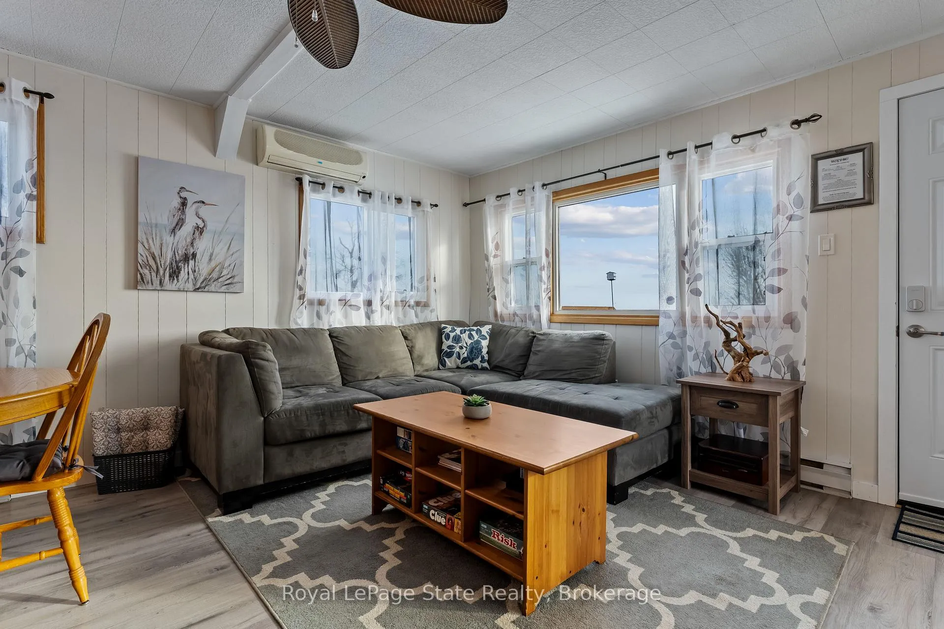 Photo 27 of 1323 Lakeshore Road, Haldimand — HOMEH