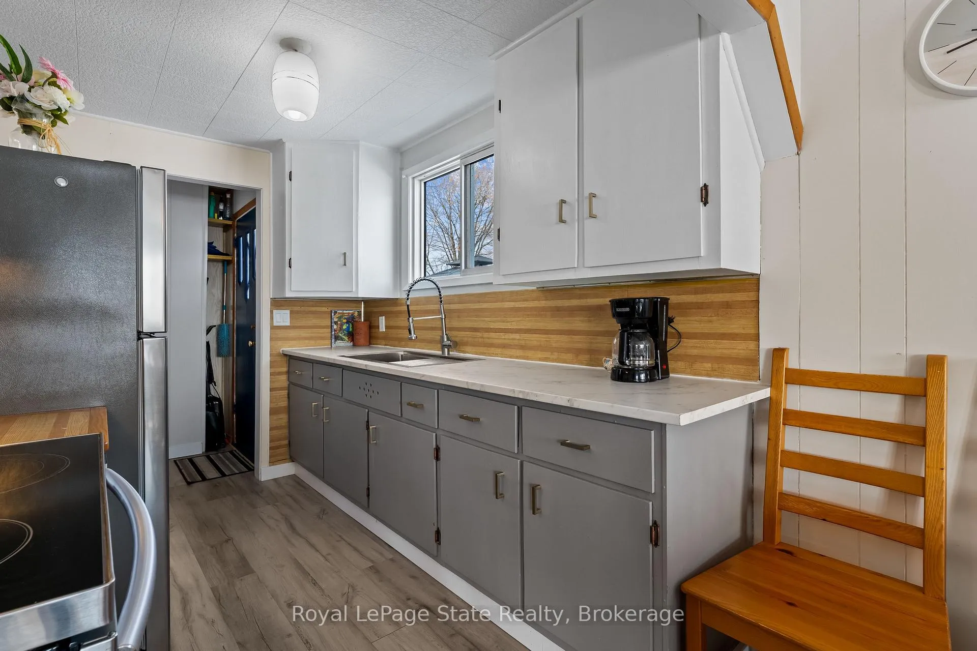 Photo 29 of 1323 Lakeshore Road, Haldimand — HOMEH