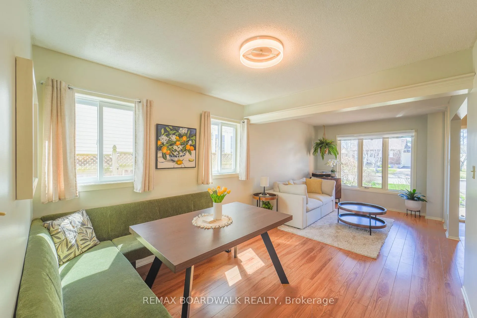 Photo 8 of 102 Seventh Avenue, Arnprior — HOMEH