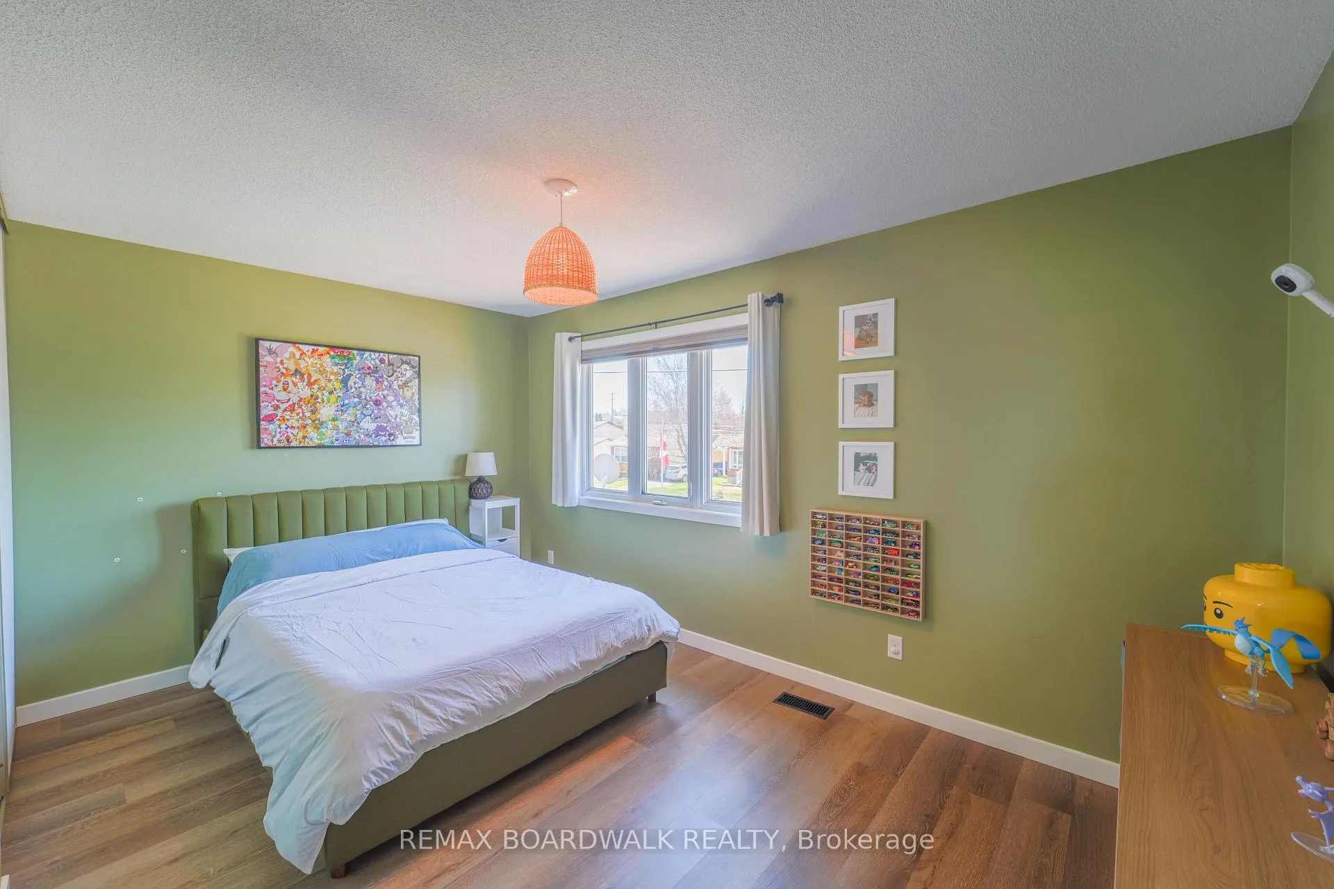 Photo 23 of 102 Seventh Avenue, Arnprior — HOMEH
