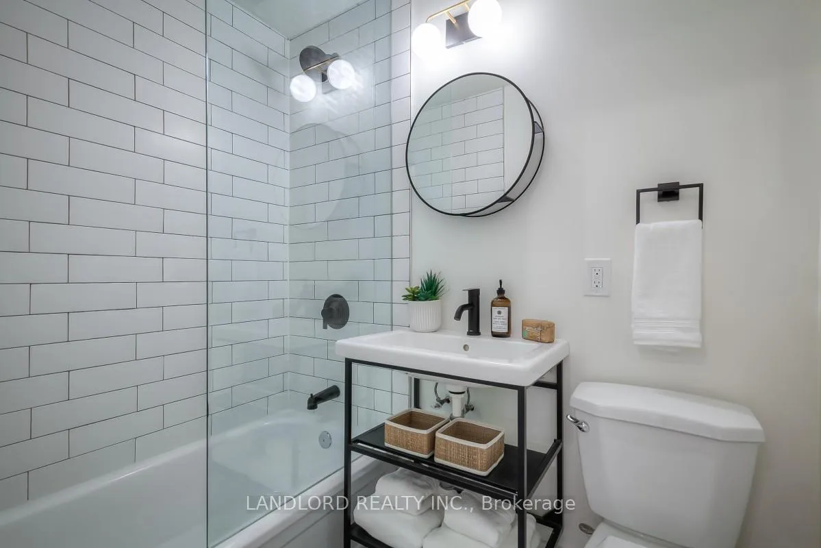 Photo 22 of Unit 405, 420 Eglinton Avenue E, Toronto, Mount Pleasant East — HOMEH