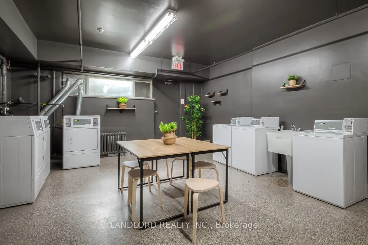 Photo 26 of Unit 405, 420 Eglinton Avenue E, Toronto, Mount Pleasant East — HOMEH
