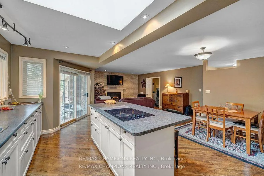 Photo 29 of 16548 7th Concession Road, King, Pottageville — HOMEH