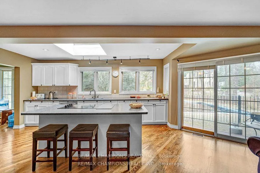 Photo 30 of 16548 7th Concession Road, King, Pottageville — HOMEH