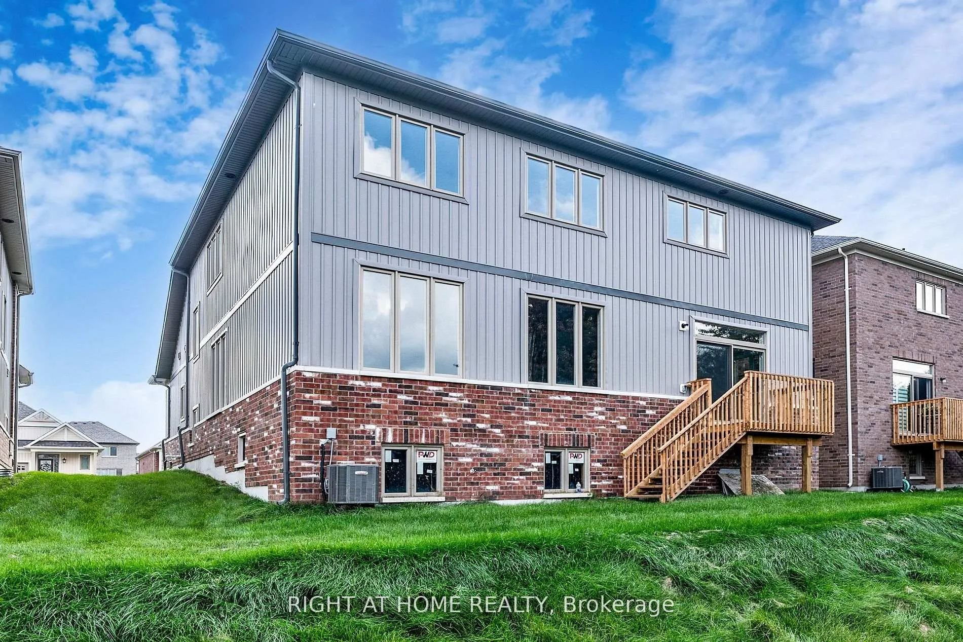 Photo 42 of 260 Wilcox Drive, Clearview, Stayner — HOMEH